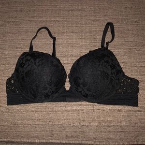 Victoria's Secret Intimates & Sleepwear - Black lace Victoria Secret bra Victoria's Secret Intimates & Sleepwear - Black lace Victoria Secret bra